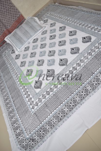 White Ash Bed cover