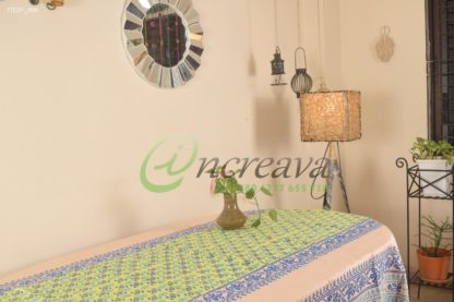 Biskit Lemon Table cover