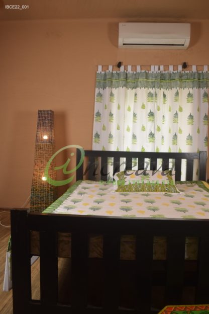 White Fern bed cover
