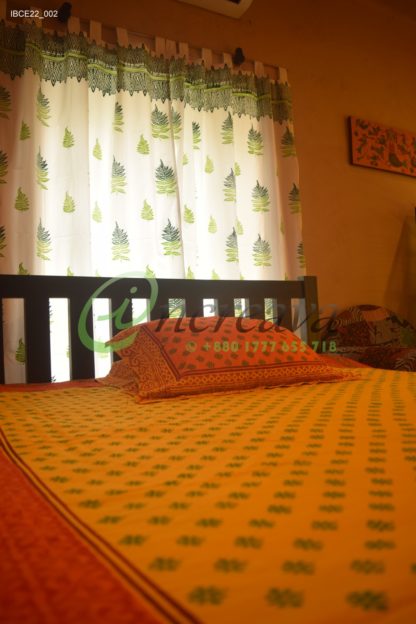 Orange Mastered bed cover