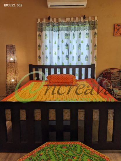 Orange Mastered bed cover