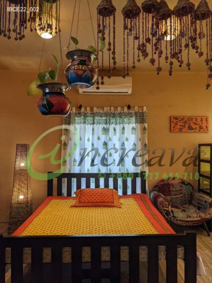 Orange Mastered bed cover