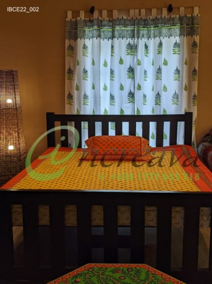 Orange Mastered bed cover