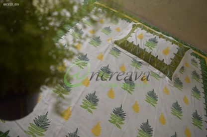 White Fern bed cover