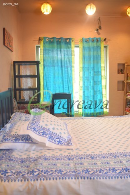 White Jamdni blue bed cover