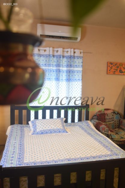 White Jamdni blue bed cover