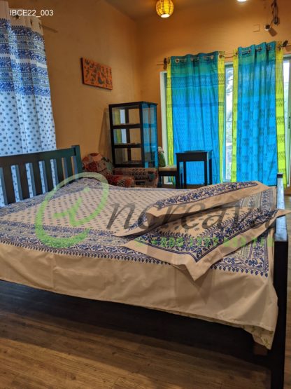 White Jamdni blue bed cover