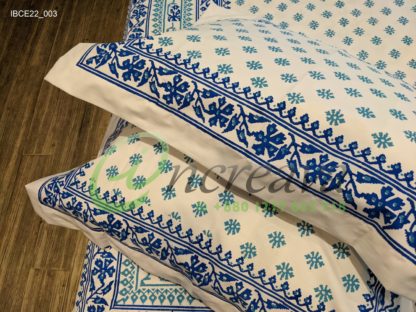 White Jamdni blue bed cover