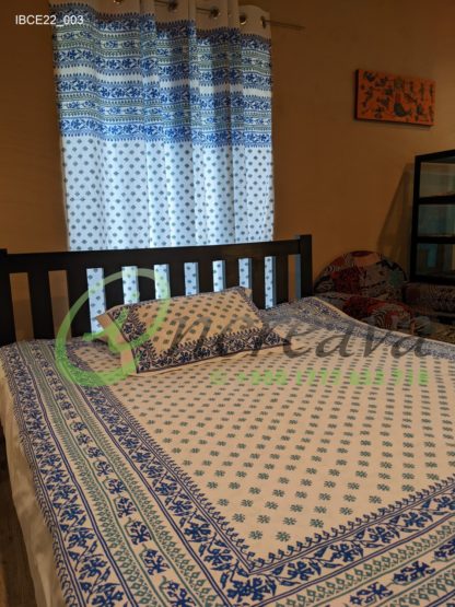 White Jamdni blue bed cover